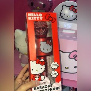 Hello kitty microphone ♥️